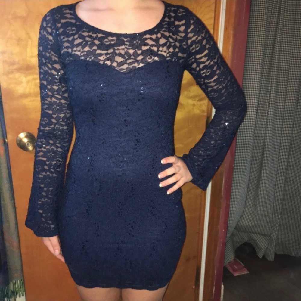 Lace long sleeved fitted dress